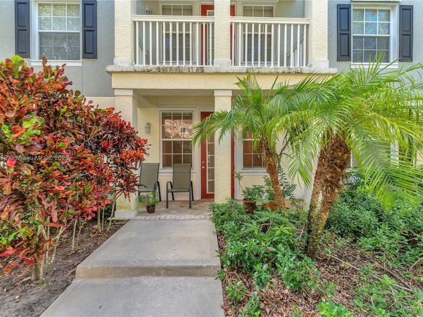 275 Murcia Dr 104, Jupiter FL 33458