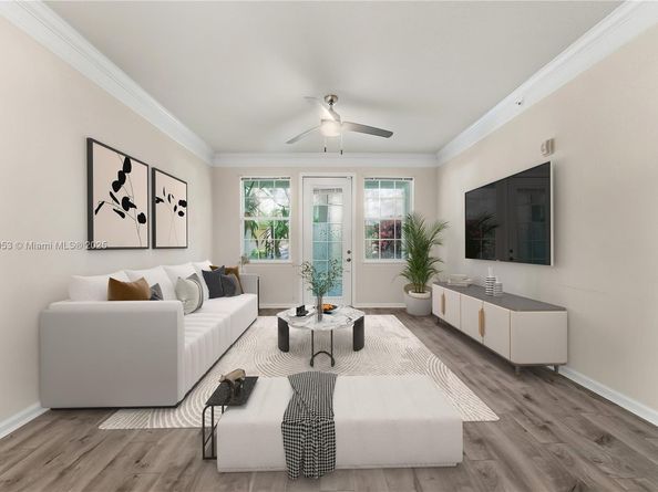 275 Murcia Dr 104, Jupiter FL 33458