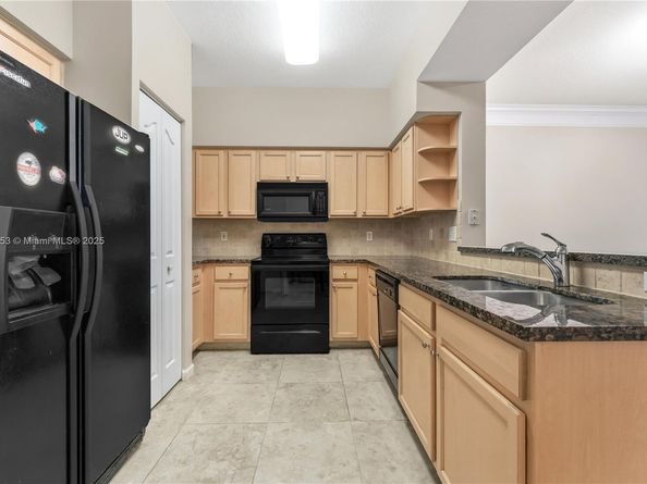 275 Murcia Dr 104, Jupiter FL 33458