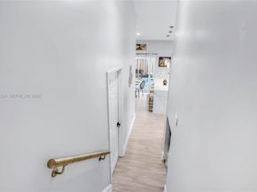 10048 SW 221st St, Cutler Bay FL 33190
