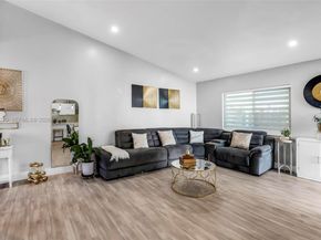 10048 SW 221st St, Cutler Bay FL 33190