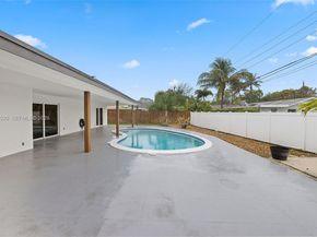 437 NW 13th Dr, Boca Raton FL 33486