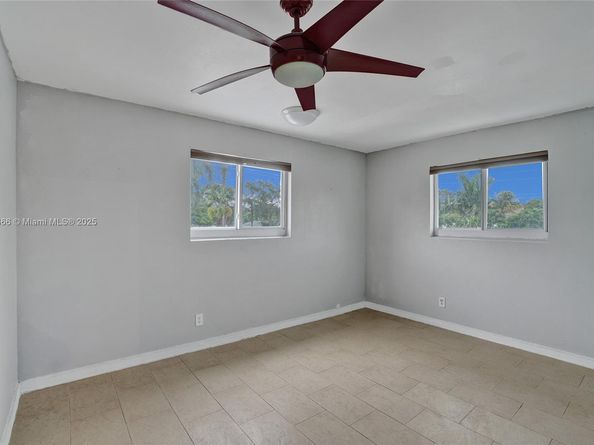 5840 SW 19th St, Plantation FL 33317