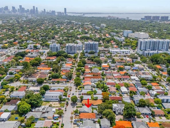 2946 SW 26th St, Miami FL 33133