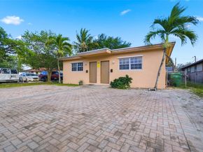 823-825 NW 9th St, Hallandale Beach FL 33009