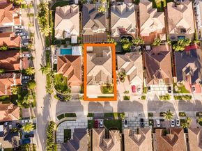 765 NW 129th Pl, Miami FL 33182