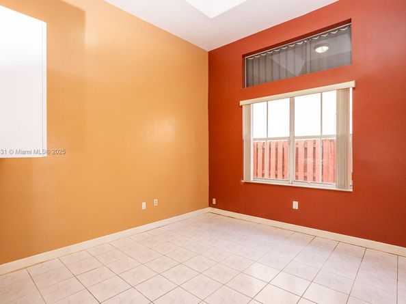 765 NW 129th Pl, Miami FL 33182