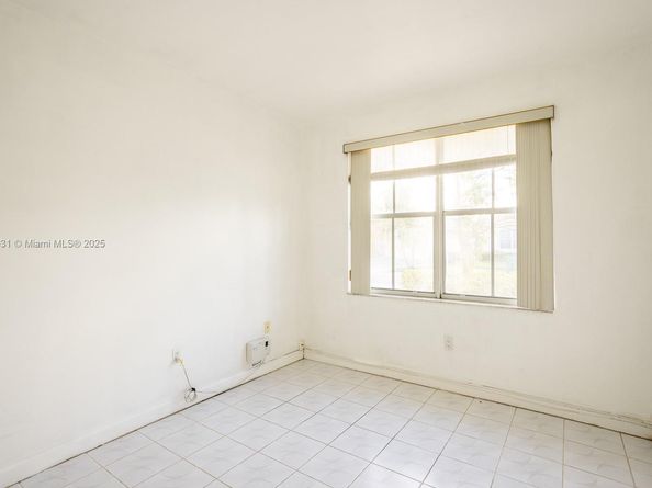 765 NW 129th Pl, Miami FL 33182