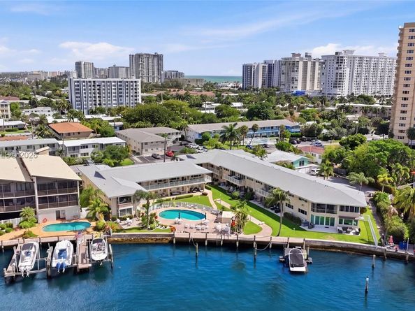 3216 SE 12th St 8, Pompano Beach FL 33062