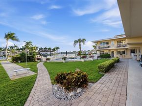 3216 SE 12th St 8, Pompano Beach FL 33062