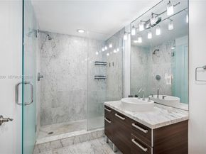 253 NE 2nd St 3104, Miami FL 33132