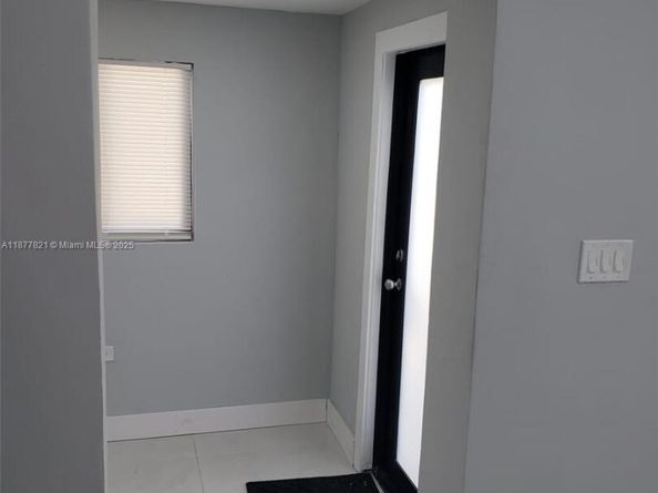 150 NE 169th Ter, North Miami Beach FL 33162