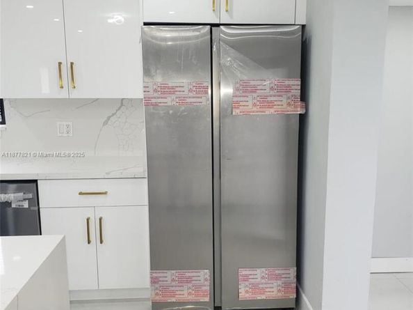 150 NE 169th Ter, North Miami Beach FL 33162