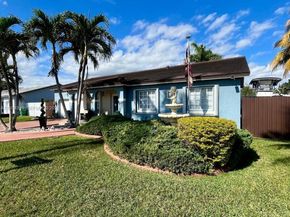 15201 SW 177th Ter, Miami FL 33187