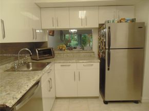 4056 Sierra Ter 4056, Sunrise FL 33351