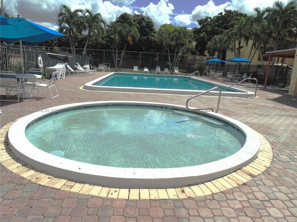 4056 Sierra Ter 4056, Sunrise FL 33351
