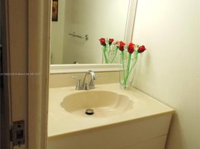 4056 Sierra Ter 4056, Sunrise FL 33351