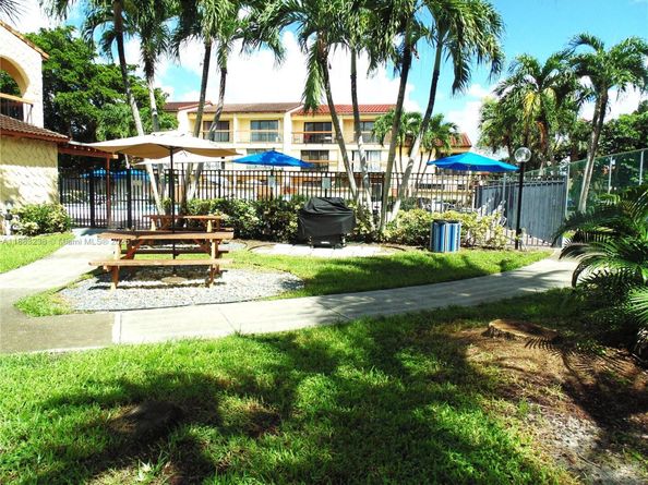 4056 Sierra Ter 4056, Sunrise FL 33351