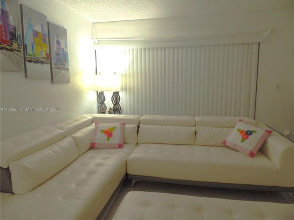 4056 Sierra Ter 4056, Sunrise FL 33351
