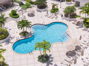 20281 E Country Club Dr 1009, Aventura FL 33180