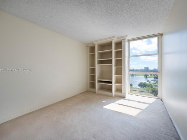 20281 E Country Club Dr 1009, Aventura FL 33180