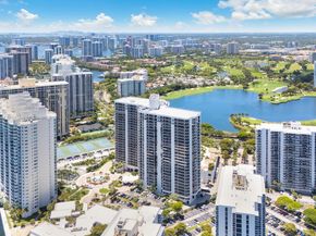 20281 E Country Club Dr 1009, Aventura FL 33180