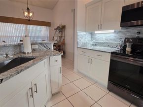 5112 NW 66th Ave, Lauderhill FL 33319
