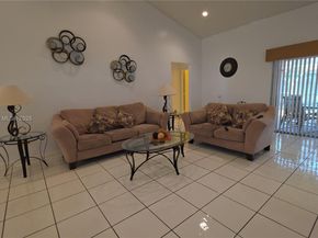 5112 NW 66th Ave, Lauderhill FL 33319