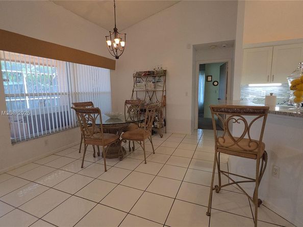 5112 NW 66th Ave, Lauderhill FL 33319