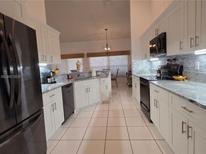5112 NW 66th Ave, Lauderhill FL 33319