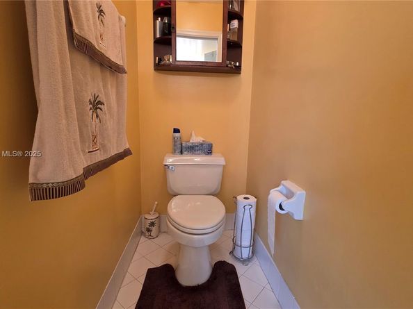 5112 NW 66th Ave, Lauderhill FL 33319