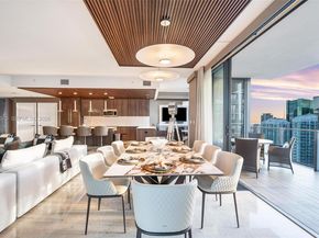 88 SW 7th St 3801, Miami FL 33130