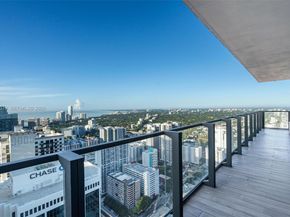 88 SW 7th St 3801, Miami FL 33130