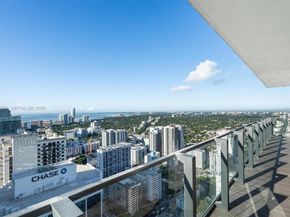 88 SW 7th St 3801, Miami FL 33130