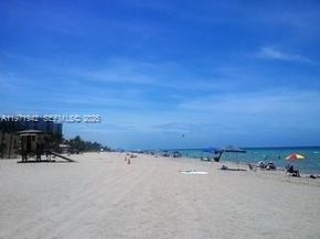 4001 Hillcrest Dr 909, Hollywood FL 33021