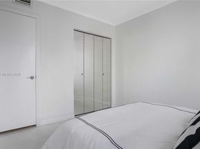 1621 Bay Rd 606, Miami Beach FL 33139