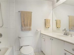 1621 Bay Rd 606, Miami Beach FL 33139