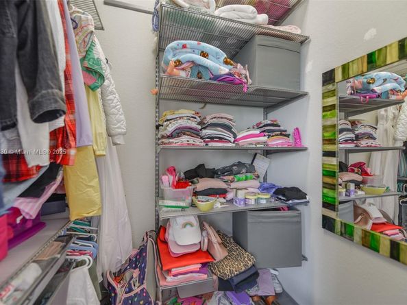 4735 Eucalyptus Dr, Hollywood FL 33021