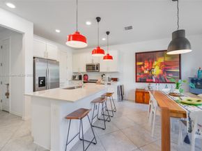 4735 Eucalyptus Dr, Hollywood FL 33021