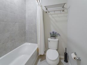 4735 Eucalyptus Dr, Hollywood FL 33021