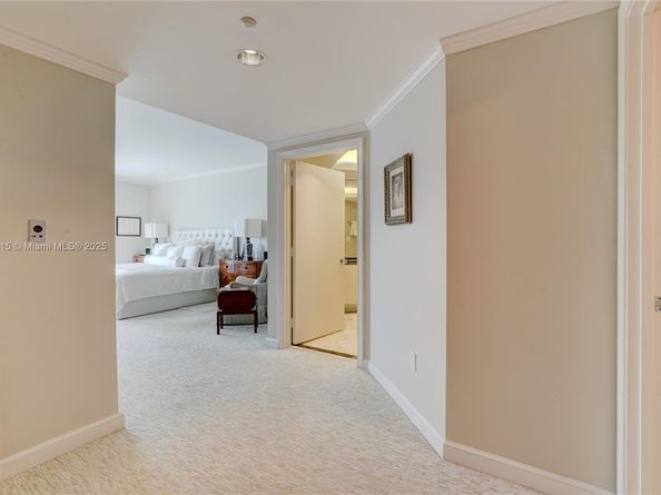 2600 Island Blvd 904, Aventura FL 33160