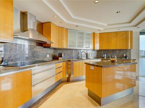 2600 Island Blvd 904, Aventura FL 33160