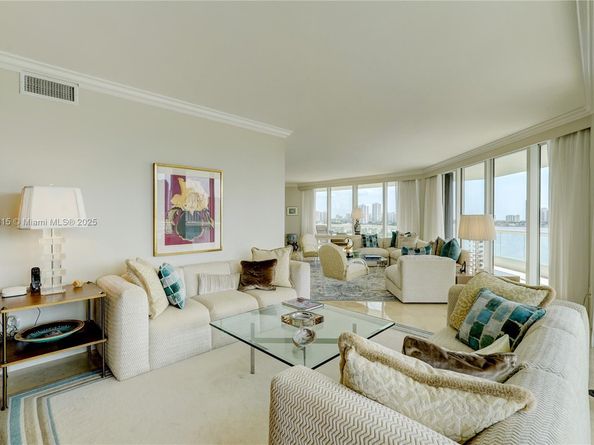 2600 Island Blvd 904, Aventura FL 33160