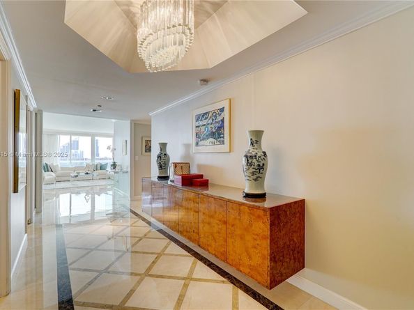 2600 Island Blvd 904, Aventura FL 33160