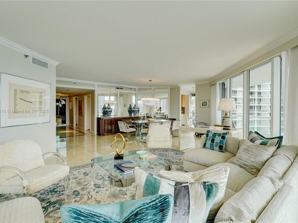 2600 Island Blvd 904, Aventura FL 33160