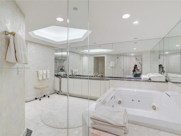 2600 Island Blvd 904, Aventura FL 33160