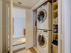 2600 Island Blvd 904, Aventura FL 33160