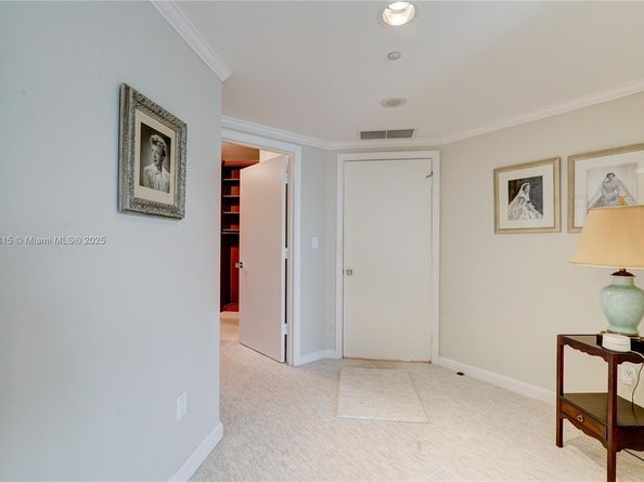 2600 Island Blvd 904, Aventura FL 33160