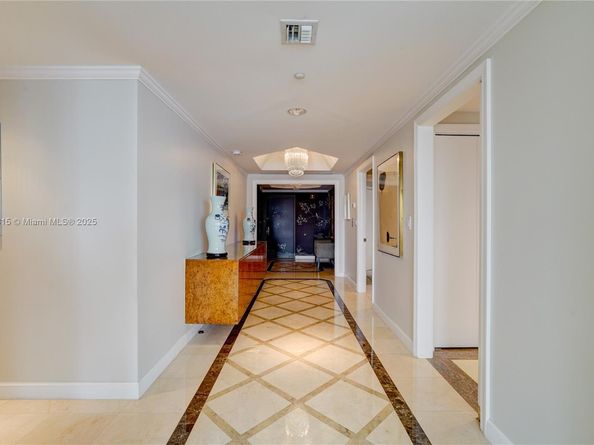 2600 Island Blvd 904, Aventura FL 33160