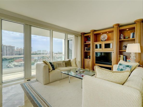 2600 Island Blvd 904, Aventura FL 33160